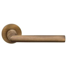   DND ISABELLA LAPROZETTÁS KILINCS MATT SZATÉN BRONZ KÖRROZETTÁVAL BB ZÁRRAL 