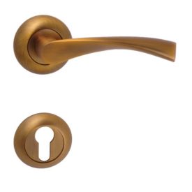   MAESTRO GALAXY SÚROLT BRONZ KÖRROZETTÁS KILINCS PZ ZÁRRAL