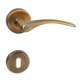 MAESTRO GOLF SÚROLT BRONZ KÖRROZETTÁS KILINCS BB ZÁRRAL