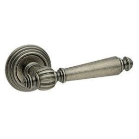 MAESTRO MICHELLE ANTIK VAS KÖRROZETTÁS KILINCS PZ ZÁRRAL