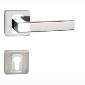   MAESTRO BASIC FLORIDA KRÓM-SZATÉN NIKKEL NÉGYZETROZETTÁS KILINCS PZ ZÁRRAL